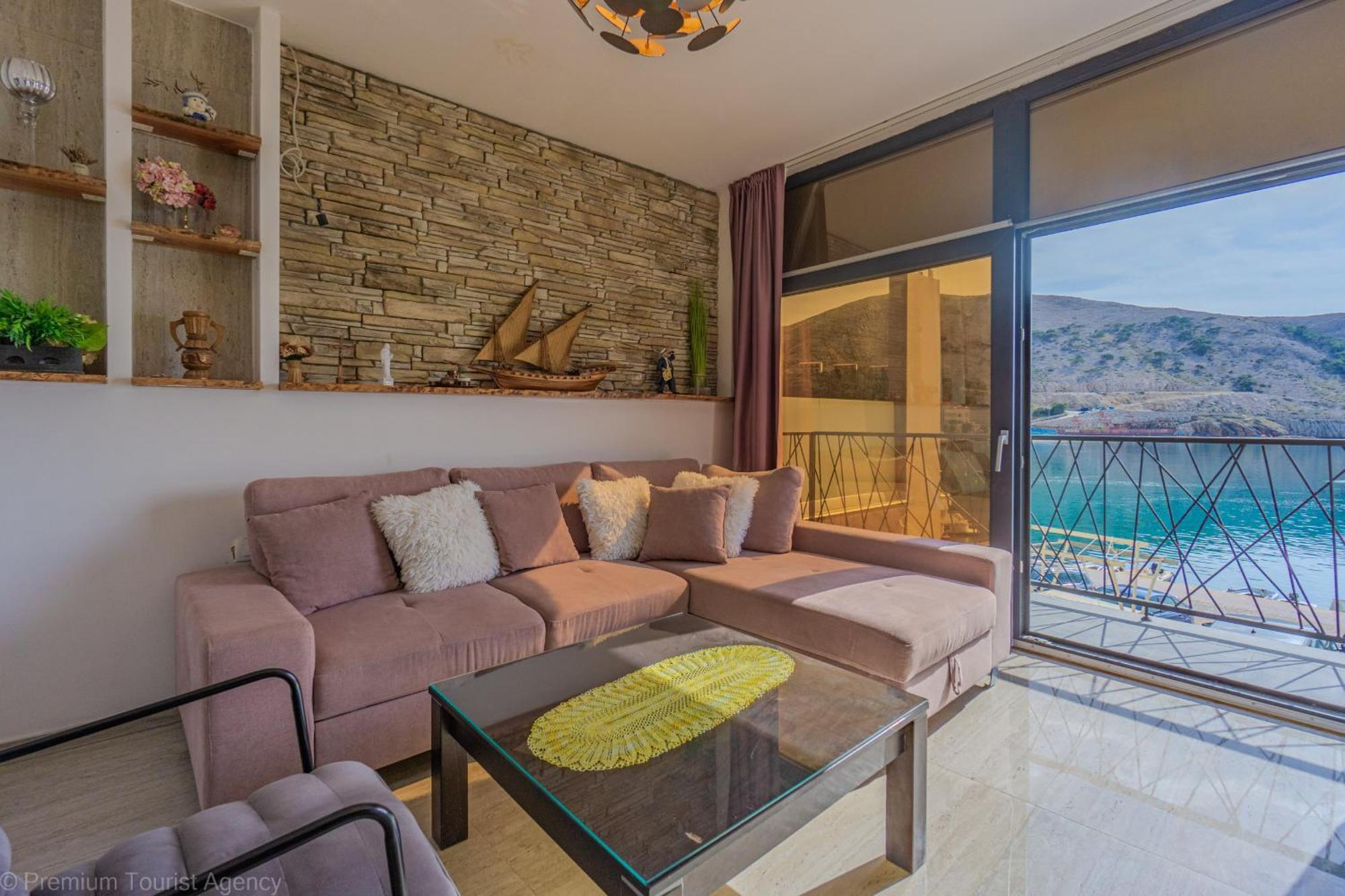 Ivica Super Comfortable, Newly Furnished Apartment In A Top Location Метайна Экстерьер фото